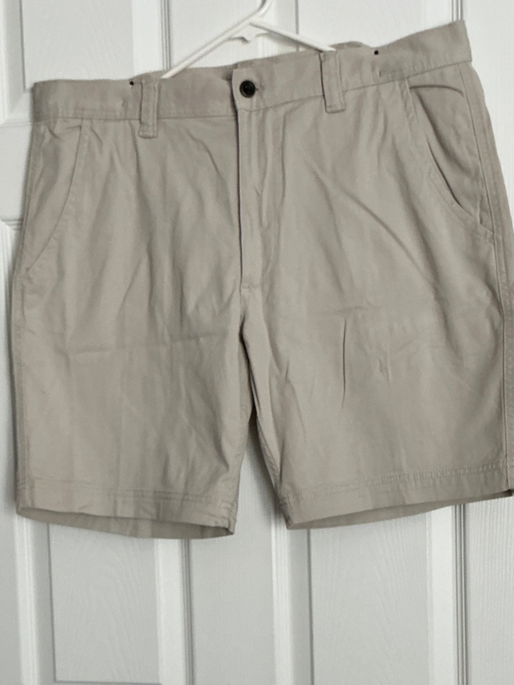 St. John's Bay Men's Flat Front Shorts in Light Khaki